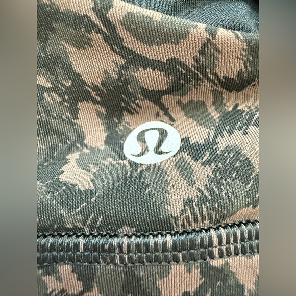 Lululemon Energy Bra *Medium Support, B–D Cup
Wild Thing Camo Brown Earth Multi - Picture 5 of 7